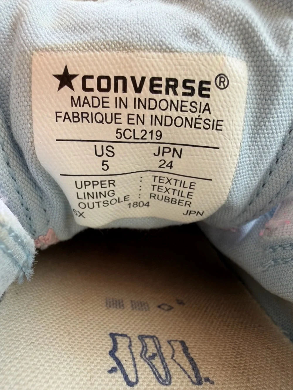 Converse Pink Canvas Low-Top Sneakers with Bow Accent size 5 - Picture 8 of 8